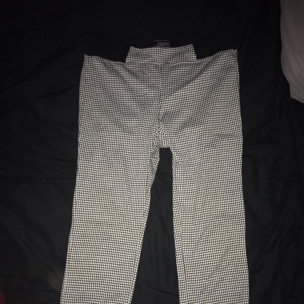 Patterned dress slacks